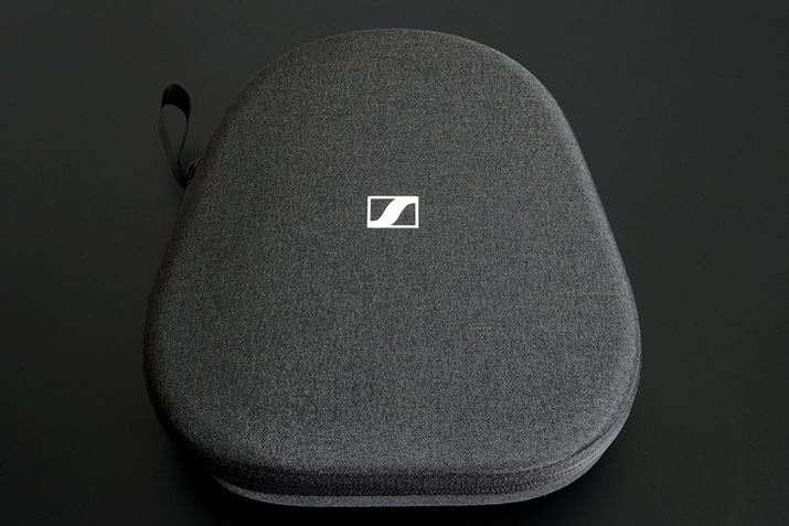 LOP[X͐́uMOMENTUM 3 WirelessvX