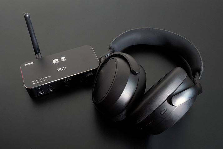 aptX AdaptiveaptX HDȂǁABluetoothR[fbNΉ̃gX~b^[Ƒgݍ킹΁ÃVXẻCXڑŊy߂