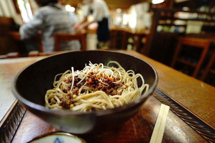 6600AE 11mm F1.8A11mmAiDAEAF1.8A1/125bAISO400AzCgoXFzANGCeBuX^CFNABeʐ^i6000×4000A7.4MBj