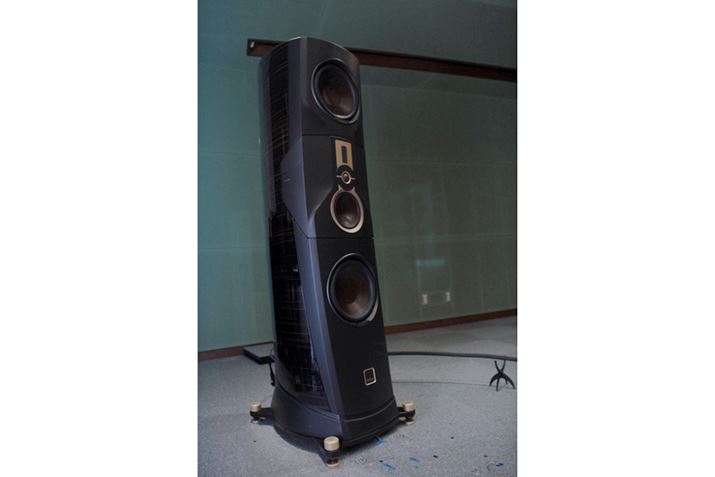 Lrlbg͋Ȃdl̍BȖ؂ӂȉƋ[J[Hudevad Furnitureitfo[Et@j`[jЂLrlbgSBڍiȂ悤dグ̂iȂł́BuEPICONvȂǁA܂ł̐iłMDFgĂADALIiɂ͂̃Lrlbg^̋ZpĂƂɂȂƂ