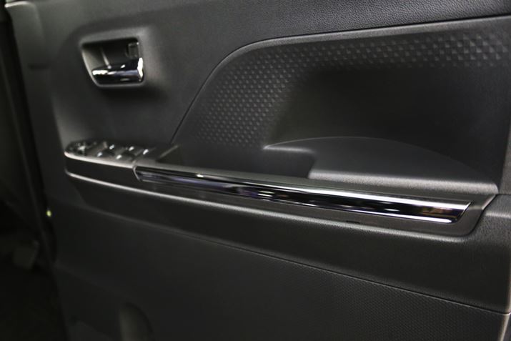 u^gJX^ṽhAplɂ́AVɃVo[bL̃K[jbVǉȂǂɂāAAbvĂ