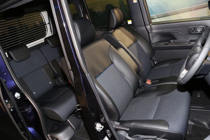 u^gJX^ṽV[g̓U[ʐςg傳ĂAVɍT߂ȐFpĂ