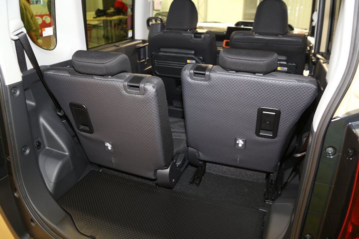 ̉ǂɂāAAV[ǧɁuXCho[vꂽ̂ŁAQbW[烊AV[g̃XChł悤ɂȂ