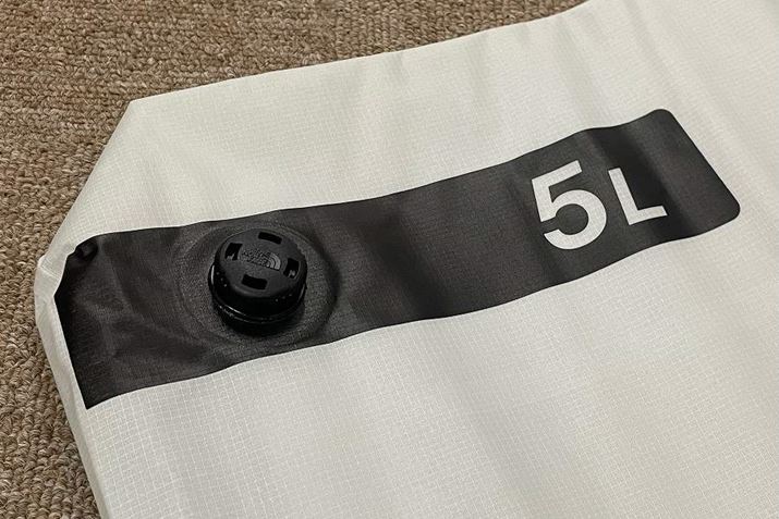 {̂ɔzꂽouɉ񂷂ƃI[vAEɉ񂷂ƃN[YBI[v̏ԂŖ{̂đܓ̋CouroAo؂ouN[Yɂ