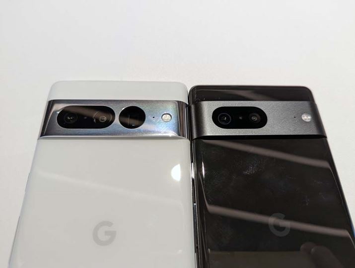 Jo[AbvŌƁAfނ̈Ⴂ悭킩܂BuPixel 7 Prov́Acwt₷AuPixel 7v̓}bgȎGŎw䂪tɂł