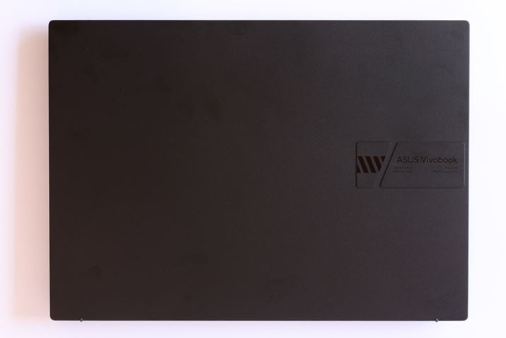 oCm[gƃX^_[hm[g̒Ԃɓ▭ȃTCY