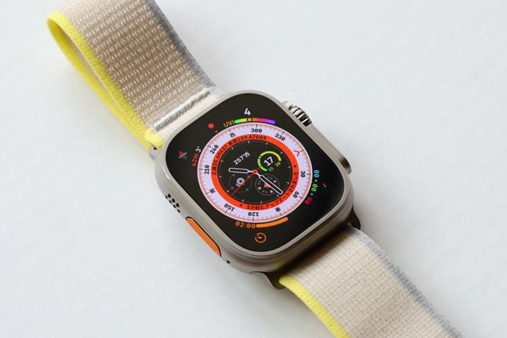 49mmの大きなケースとタフさが特徴の「Apple Watch Ultra」