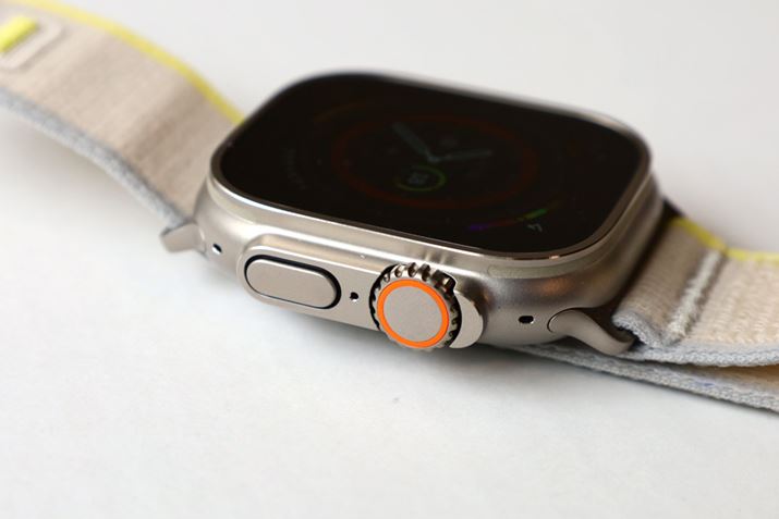 fW^NEƃTCh{^́AՌی삷邽߁AŜオĂ܂BfW^NE񂵂ɂƎv܂AȂ]ł܂