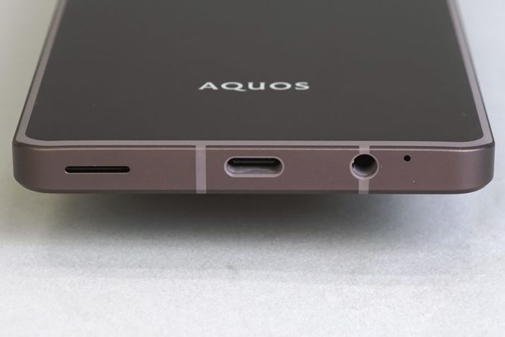 {fBʂɂ́Aʐ^̍Xs[J[AUSB Type-C|[gAwbhz[qzu