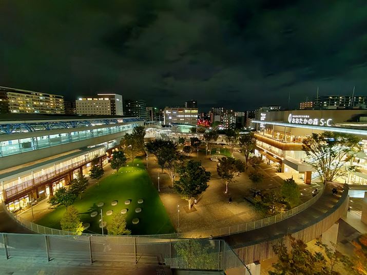 Ɠ\}LpJŎBeBK͂Ȃ茒ĂBAmCY̏ŃfBe[ԂĂ܂悤ŁAӕ͂̂؂ƂĂB܂AzCgoXAo[ɊĂ邪ATĂ܂肵ĂȂ