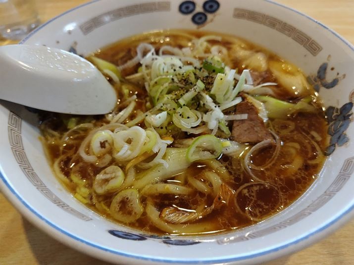 Â߂̓XŎBeBI[gtH[JX̖ȂABełĂ