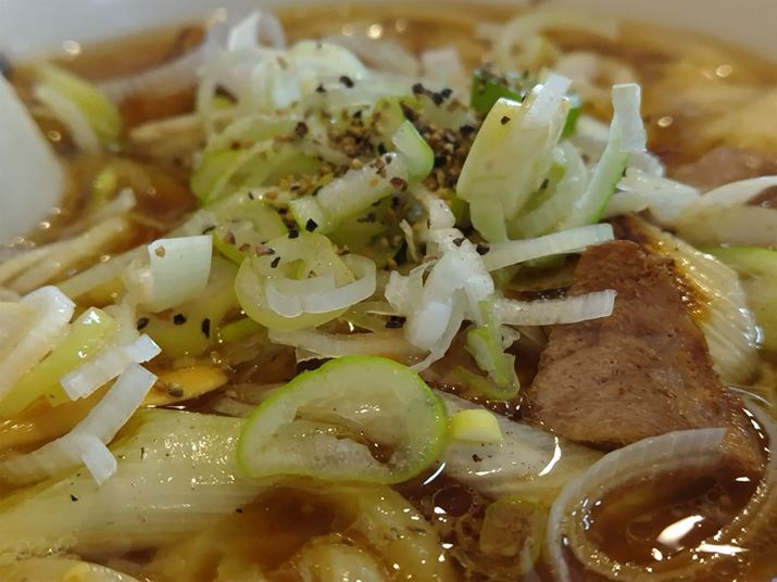 Ɠ\}3{̃fW^Y[ŎBeB̒x̃fW^Y[Ȃ掿̗򉻂͋CɂȂȂBuȂ邳\