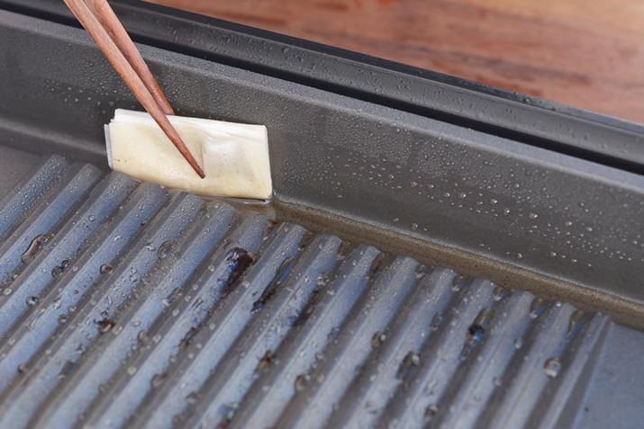 v[g[̍a̓v[g1`Ő݂Ă̂ŁA܂Xɖ؂ȂǂĂĂ镽ʂ̃v[gɂӂo邱Ƃ͂܂񂪁A̎ނƂɏo鎉̗ʂ͈قȂ܂BĂĂŒɁALb`y[p[ȂǂŎ@Ȃē̂uX΍aēv[gṽX^C