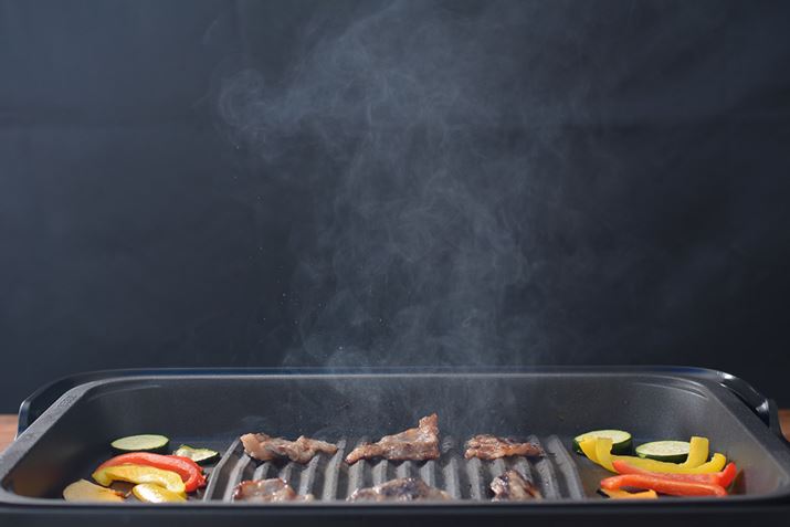 v[g[ɗ܂鎉̏ƂĂ΁ACɂȂقǂ̉͏o܂łBzbgv[g̎͂ɔюU鎉ȂAe[u܂艘Ȃ̂͂ꂵ