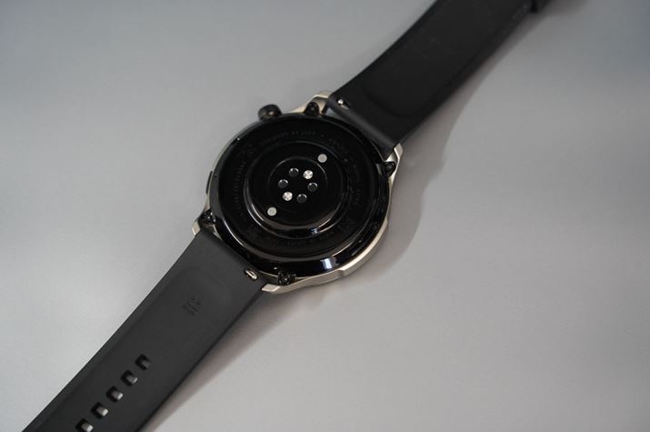 ÕZT[ɔׂāA33%f[^WʂAbvVZT[𓋍