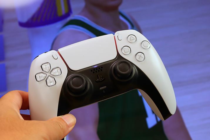 uDualSense CXRg[[vڑėVł݂AƒpQ[@ŗVł銴o