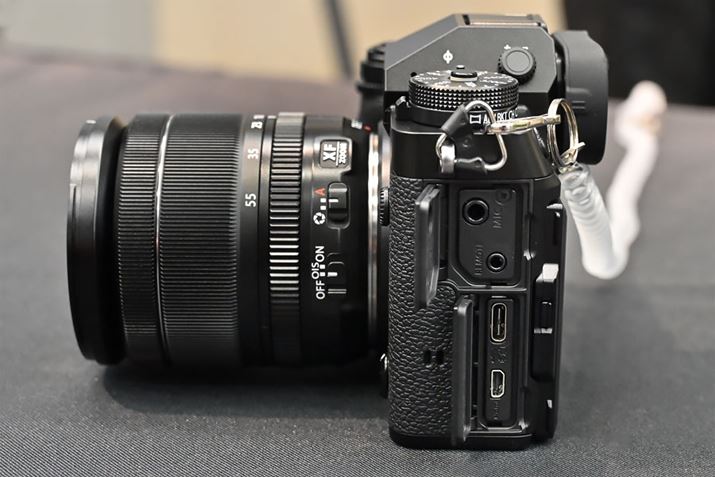 C^[tFCXƂāA{fBʂɃ}CŃA[g[Y[qAUSB Type-CiUSB3.2 Gen2x1jAHDMI}CNóiType Dj𓋍