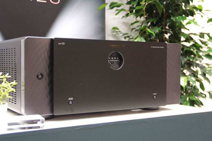 uAV10v̑΂ƂȂ16chp[AvuAMP10v