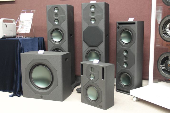 j^[I[fBĨXs[J[BCEH[łIEH[łguCinergyiViW[jvV[Y̐iB̗pꂽZp͓Ђ́uPlatinum Series IIvɏ́B́uCinergy 300vɂ͑tĂ̂ŁAʏ̃tAX^fBO^Xs[J[ƂĂp\BXs[J[𑵂TEhVXěɂĂB1{̗\]íuCinergy 300v1,210,000~iōjAE[́uCinergy 200v935,000~iōjAOEuCinergy 100v517,000~iōjAOuCinergy Sub15v517,000~iōj