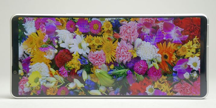 őPxサfBXvCBmb`p`z[ȂAtbgAcƂXperiaV[Y̓󂯌pł