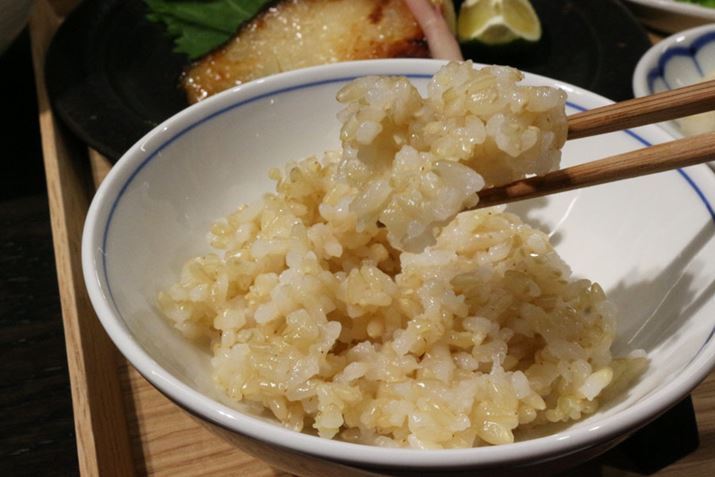 ̌ɏoȂĂق̉ƓdC^[]āBĂȐlłAȂȂHׂꂻ