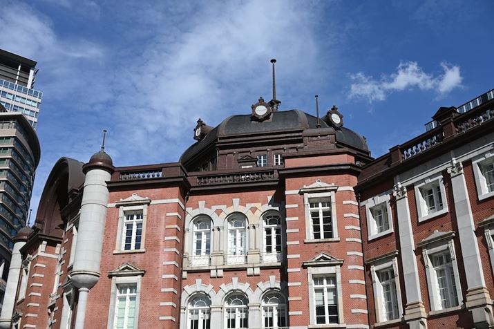 ŁA40mmŎʂwłB35mm50mm̊Ԃ̉pɂȂ܂A35mmقǃp[XȂA50mmقǔłȂAsvcȗ܂Z 6 IIANIKKOR Z 40mm f/2AISO100AF5.6A1/1000bAzCgoXFI[g1i͋CcjAsN`[Rg[FX^_[hBeʐ^i6048×4024A13.5MBj