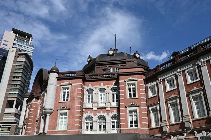 35mmœwBĂ݂܂BCɉwɂ𒭂߂Ẵ݂C[W͂Ȋł͂Ȃł傤HZ 6 IIANIKKOR Z 35mm f/1.8 SAISO100AF5.6A1/1000bAzCgoXFI[g1i͋CcjAsN`[Rg[FX^_[hBeʐ^i6048×4024A14.0MBj