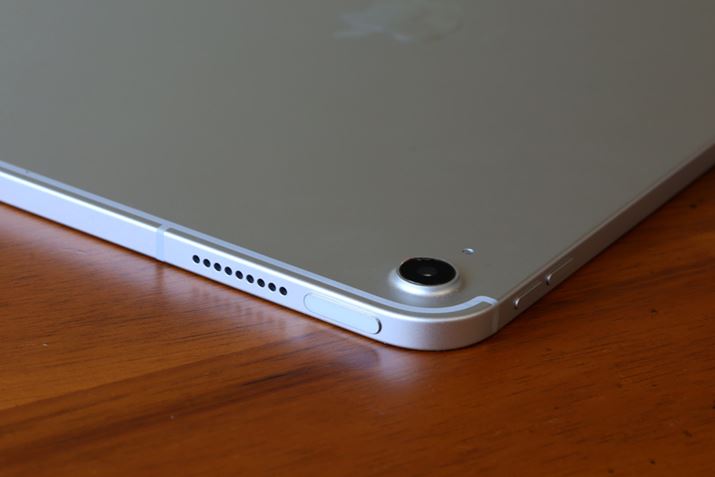 śuiPad AirvuiPad minivłȂ݂̃gbv{^/Touch IDZT[B艟iďw{^痣ȂjƁAʂ̓_烍bN܂Ń^b`ōs