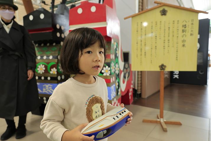 EOS R6ARF24-240mm F4-6.3 IS USMA24mmAF4A1/100bAISO800AzCgoXFzAsN`[X^CFi