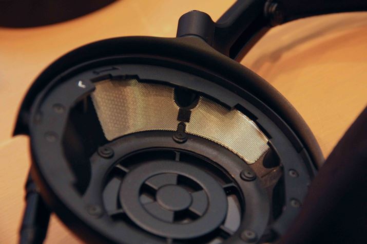 nEWÕXeXtB^[BvX邱ƂŃtB^[̖ڒn𒲐AoXƂƂBȂǂł͂Ȃ̍XeXgƂŁAnEWO傫J݌v\Ƃ