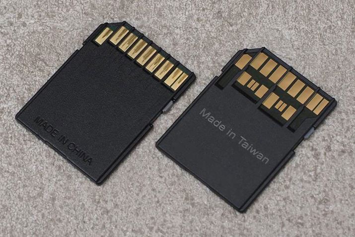 UHS-IUHS-IISDJ[hł͐ړ_̐قȂĂ܂Bʌ݊͂܂UHS-II̐\tŎgɂ͑Ή@킪Kvł