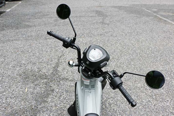 V^uNXJu110v̓nhLA؂pȂ傫̂ŁAXł̒ԂAѓU^[ۂȂǂł̎񂵂ƂĂ₷BX胆[U[olɂ肪