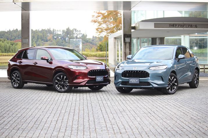 2022N1117Az_͐V^SUV́uZR-VvA2023N421ɔƔ\BuZR-Vv́Az_Ԃłٍ͈ʂfUCƁAuȑ2傫ȓƂȂĂB́AȂ܂ł̃z_ԂƂ͈قȂfUC̗pꂽ̂ȂǂɂăfUCi[ɎfĂ݂