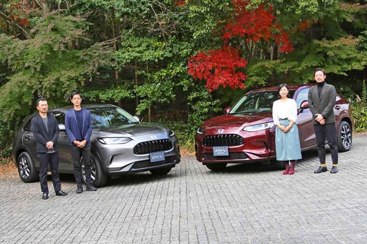 AuZR-VvGNXeAfUCS̓chApbP[WOS̈ɓqLAJ[E}eAEtBjbVŠ㓡qACeAfUCS̏P