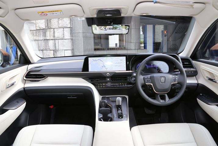 uNE NXI[o[ṽCplBテ[U[͂ǂ̂悤Ȉۂ̂ł傤