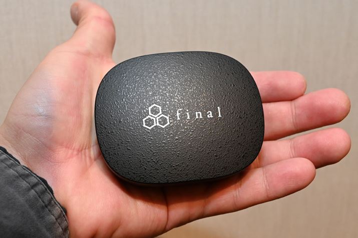 pP[X́uZE3000vuZE2000vȂǂɔׂƂ傫߂̃TCY