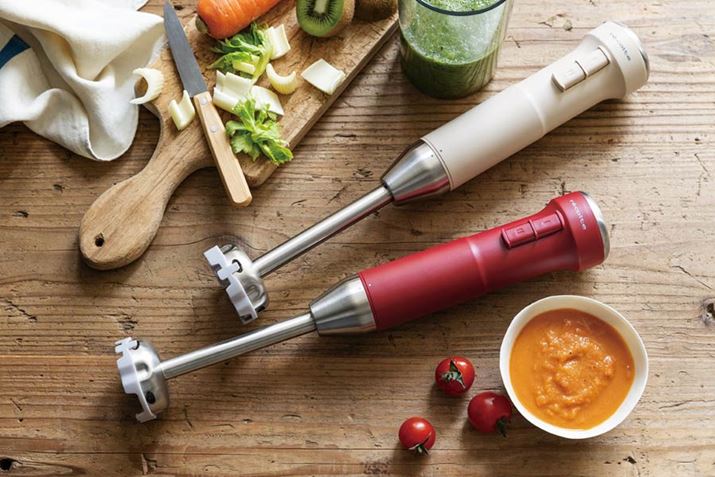 {̂ƃu_[ڑgp̃TCY65ij×65isj×380ijmmŁAdʂ͖620gBJ[́AN[zCgƃbh2FWJłB[J[]i8,800~iōj