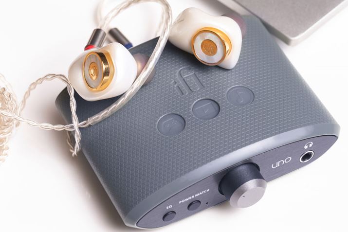 PC̃TEhyɍI ߂USB-DAC𔃂ȂiFi audiouUnovŌ܂