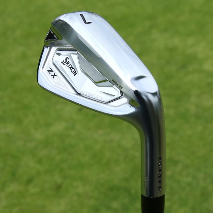 |PbgLreB\Ƀoba𑕒wbhBFgȂVvȎdグ̃fUĆAAX[gRƂĂăJbRCCI