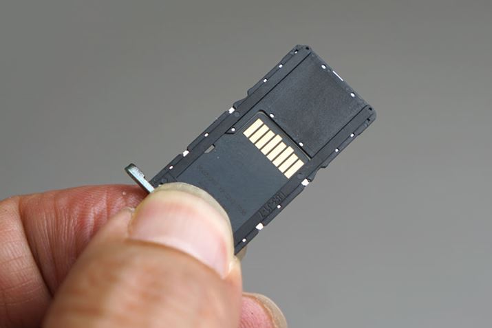 microSDXC[J[hXbgĂAXg[W݂̑s