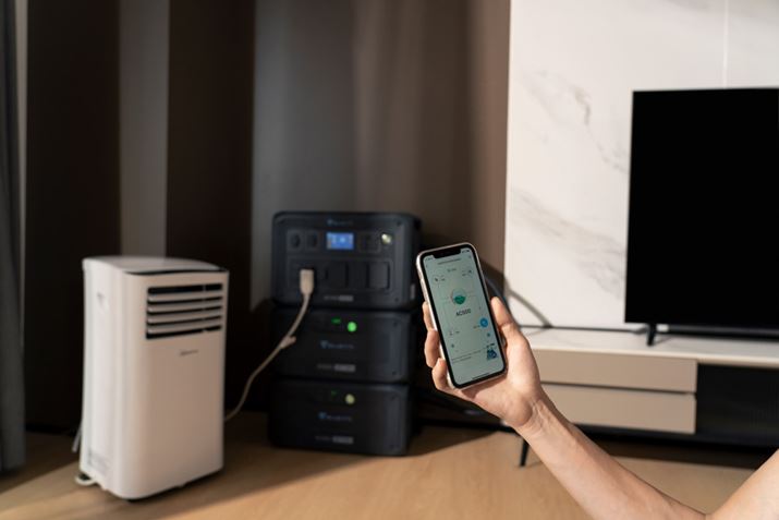 ŗpłIWiAvuBLUETTIviOS/Android[ɑΉ܂