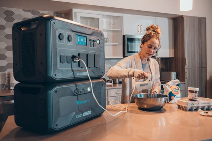 uBLUETTI AC500+B300Svߖ̂߂ɖ𗧂ĂȂ΁AdC|bgnh~LT[ȂǃX|bgŎgitBbgł