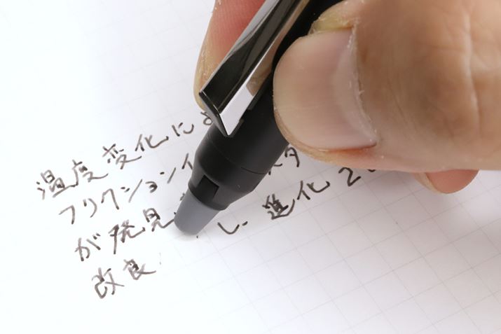 FZ͂ȂĂA鐫\ɂ͕ς肠܂