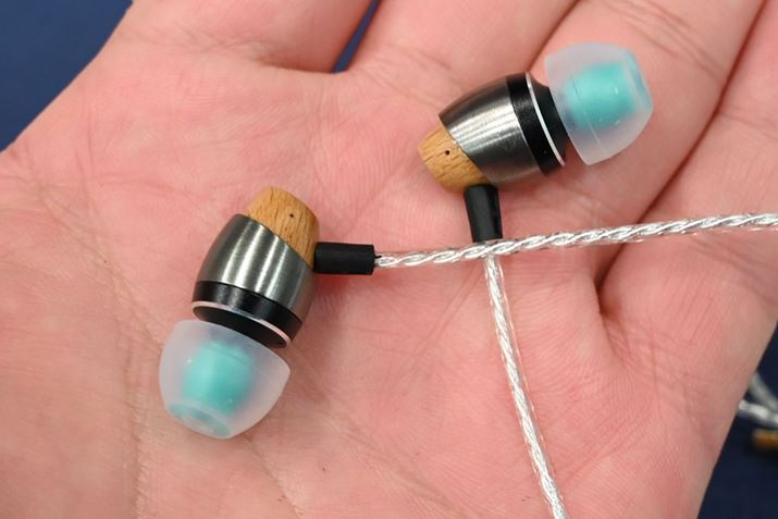 AstrotecuAM800 2023Verv