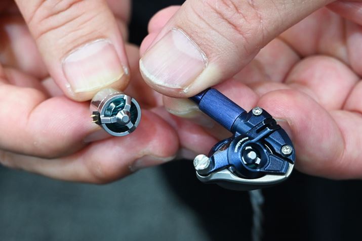 AcoustunéuHS2000MX SHO --vpIvV`o[uACT04viʐ^jƁuHS2000MX SHO --viʐ^Ej