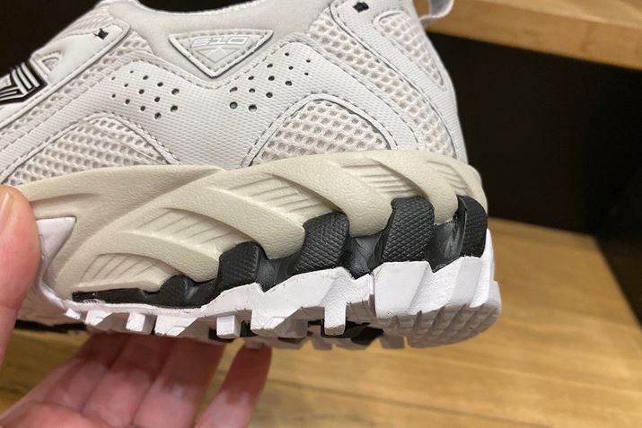 ՌzɂꂽuABZORB~bh\[vIWifpANbV\𔭊