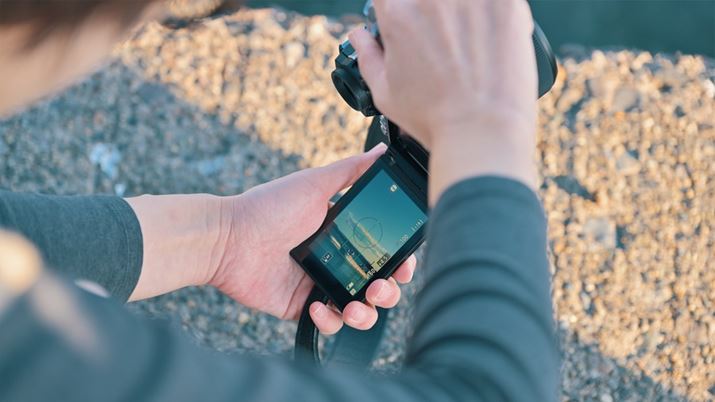 uNGCeBusN`[Rg[v́ugCvŋ̐\ADƉɌԂBeR