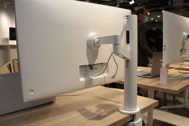 u32SQ780S-Wv̓`gAs{bgAXC[xA\B̎Rx