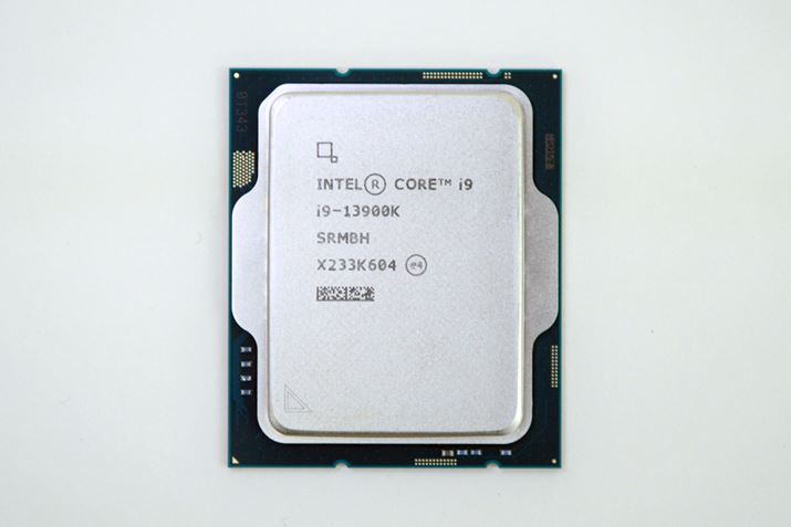 tbOVbvfƂȂuCore i9-13900KvBÓu12CorevZbT[vV[YƂقڕςȂA̓ł̓_CgAK͂ȃubVAbv{Ă