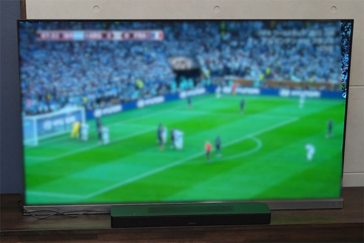 uSmart Soundbar 600vŃTbJ[̎ϐB65V^̉ʃTCYȏɊL